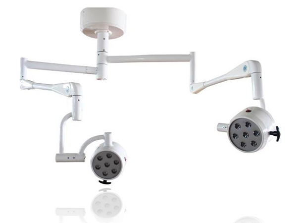 LED200／200型手術(shù)無影燈